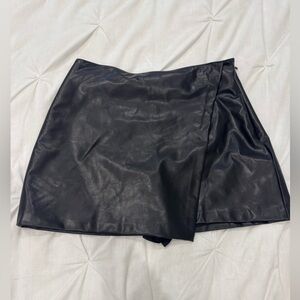 Abercrombie & Fitch Faux Leather Skort